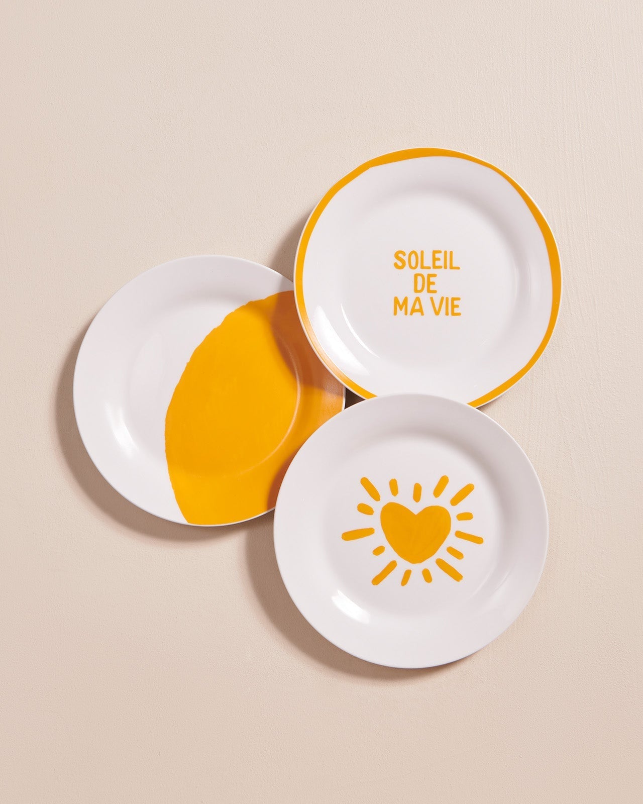 L'assiette Soleil de ma vie en porcelaine- jaune